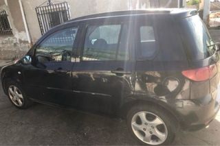 Mazda 2 2004