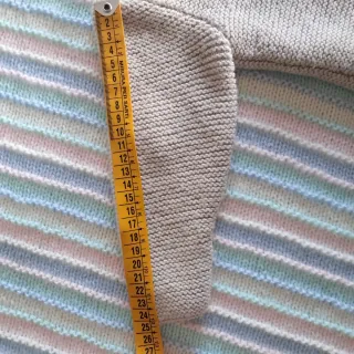 Jersey bebé niña hecho a mano