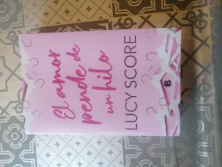 El amor pende de un hilo / By a Thread (Spanish...