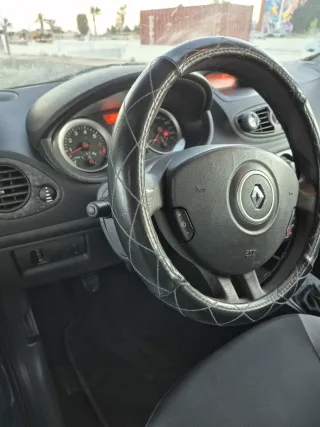 Renault Clio 2011