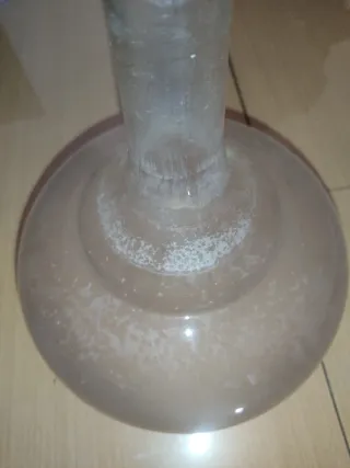 Gran licorera antigua de vidrio soplado