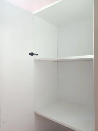 Armadio Multiuso a 2 Ante e 3 Ripiani