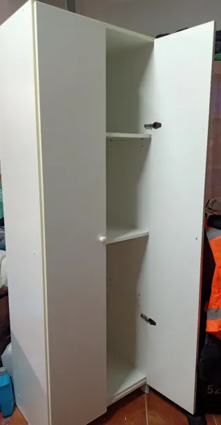 Armadio Multiuso a 2 Ante e 3 Ripiani