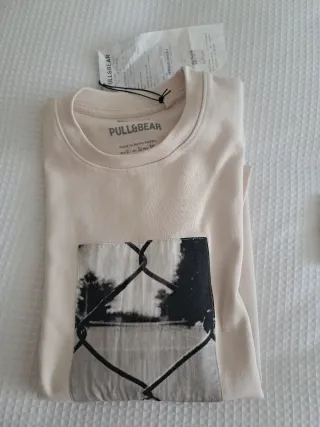 Camiseta Pull&Bear chico beige