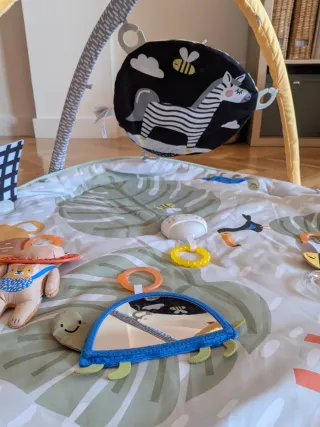 Gimnasio de actividades bebé Taf Toys Savannah 360