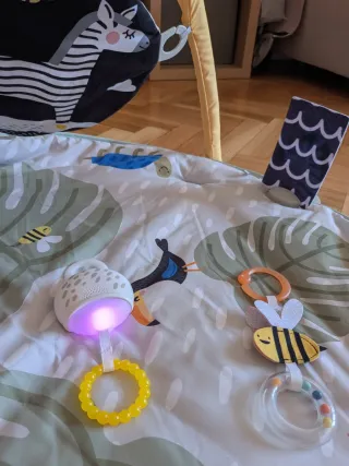 Gimnasio de actividades bebé Taf Toys Savannah 360