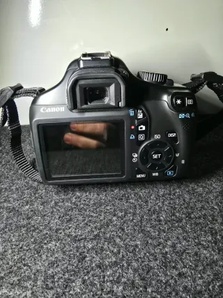 Cámara Canon EOS 1100D