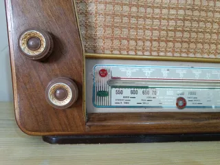 Radio Antigua Vintage Madera