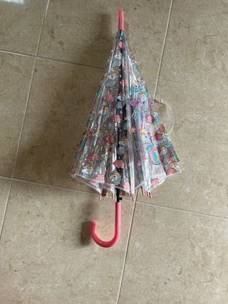 Paraguas transparente con unicornios