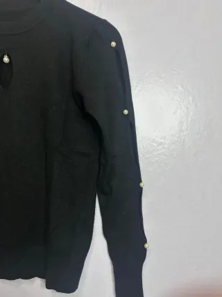 Maglione nero con perle taglia S