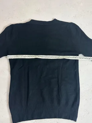 Maglione nero con perle taglia S