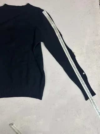 Maglione nero con perle taglia S