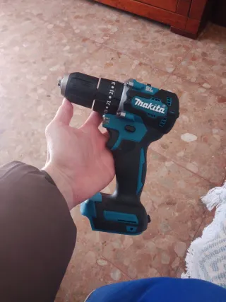 Taladro Makita a estrenar