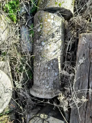 2 Columnas de piedra 2,50m aprox