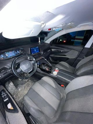 Peugeot 5008 1.2 PureTech Automático