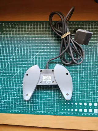 Mando PlayStation 1 ASC II