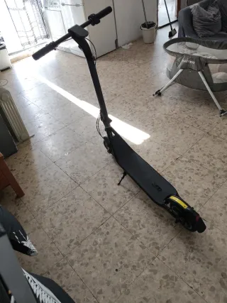 Patinete Eléctrico Gris