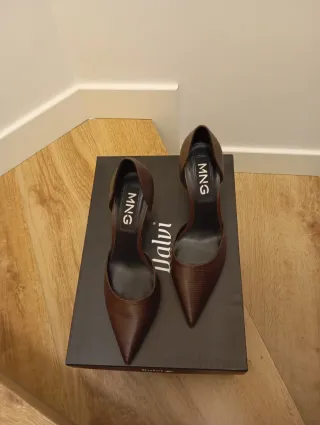 Zapatos de tacón marrones mujer