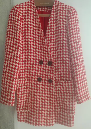 Chaqueta pata de gallo roja y blanca