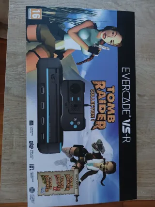 Consola Evercade VS-R con juegos