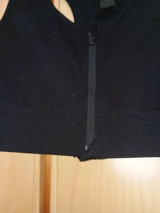 Sujetador deportivo Crivit negro con cremallera