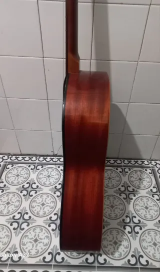 Guitarra Clásica Acústica