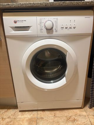 Lavadora EMW580E2 blanca