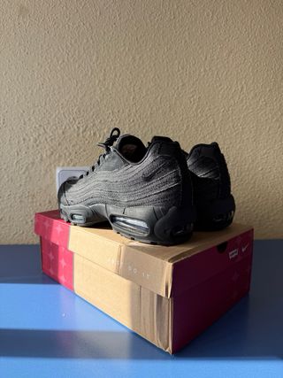 Nike Air Max 95 x Levi’s