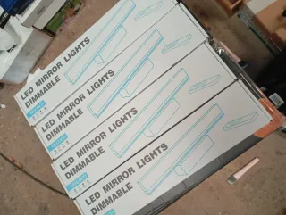 Luz LED para espejo regulable