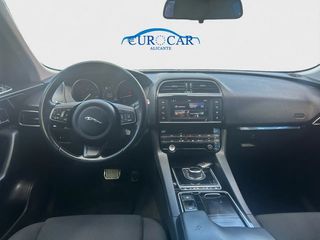 Jaguar F-Pace 2.0 D
