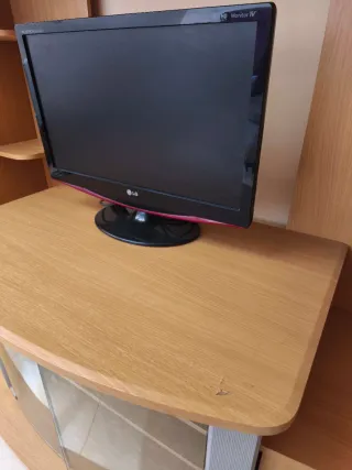 Mueble TV madera y cristal