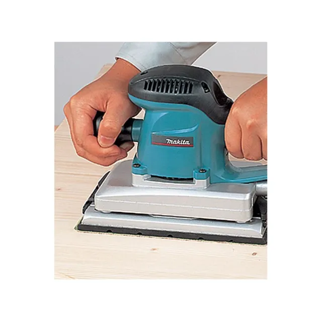 Lijadora Orbital Makita BO4901