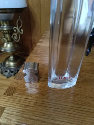 Frasco de colonia Tous vacío