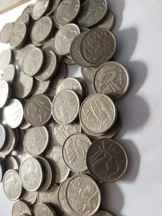 88 Monedas 5 Pesetas Pequeñas