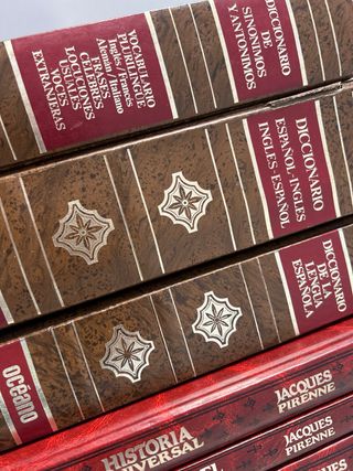 Diccionarios e historia universal océano colección