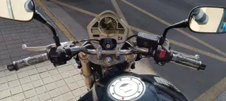 Honda CBF 600 Naked Negra.