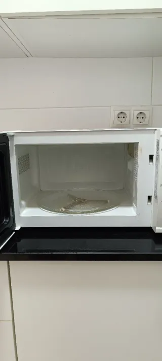 Microondas + Grill marca LG muy buen estado