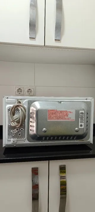 Microondas + Grill marca LG muy buen estado