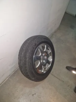 Rueda de audi A3 sin usar