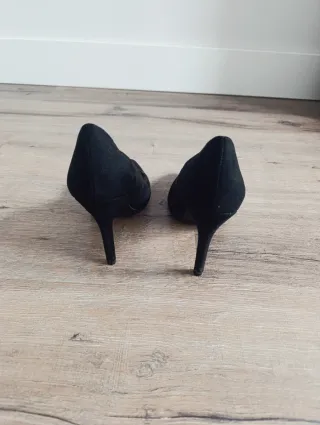 Zapatos tacón negro terciopelo