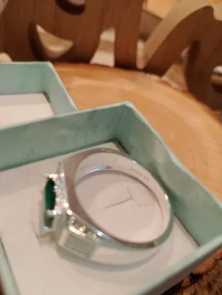 Anillo Hombre Plata con Esmeralda