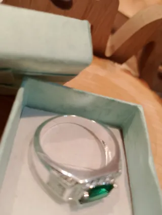 Anillo Hombre Plata con Esmeralda