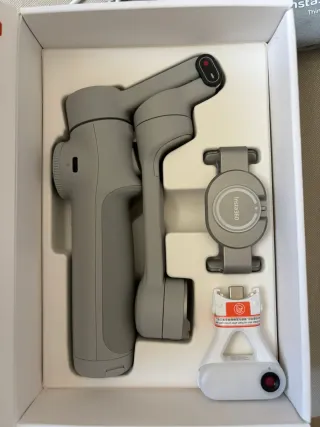 Insta360 Flow 2 AI Tracker Kit Stone Gray