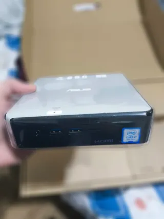 Mini PC Asus Intel Core i7 8550u 8th Gen