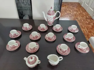 Juego café de fina porcelana inglesa 12 tazas