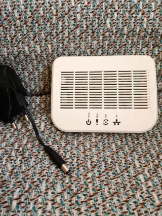 Router Nokia ONT GPON G-010G-P Fibra Óptica GPON