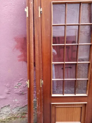 Puerta doble sapeli acristalada interior