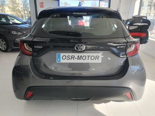 TOYOTA YARIS 2024 HYBRID AUTOMATICO