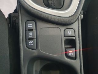 TOYOTA YARIS 2024 HYBRID AUTOMATICO