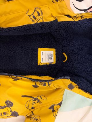 Chaquetón bebé amarillo estampado Mickey